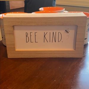 Rae Dunn bee kind wood sign